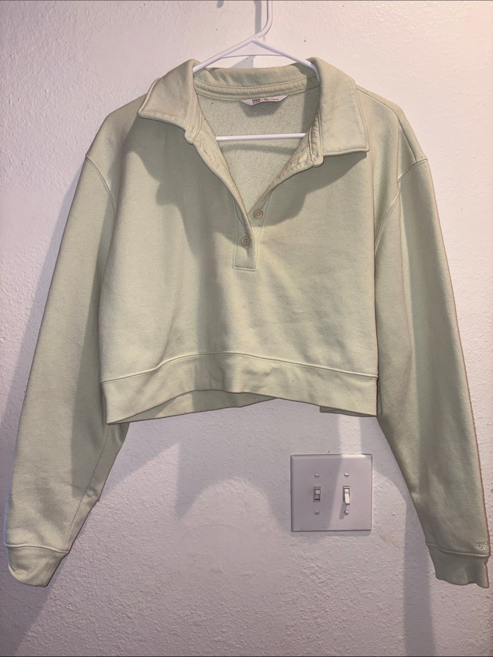 DSG Cropped Collared Button Sweatshirt | Light Sage Green | Size M
